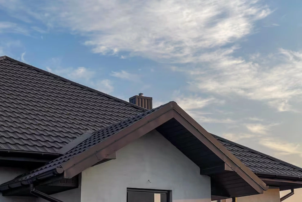 Florida residential home with metal roof